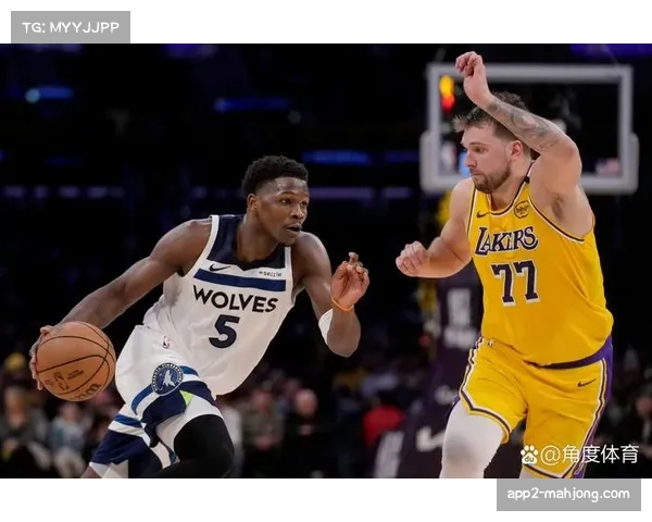 湖人121-111击败黄蜂,东契奇38分7助攻率队取客胜