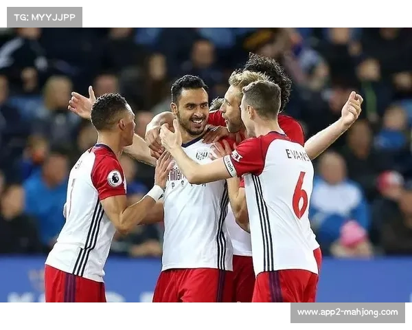 新援完成首次擒杀，与队友庆祝