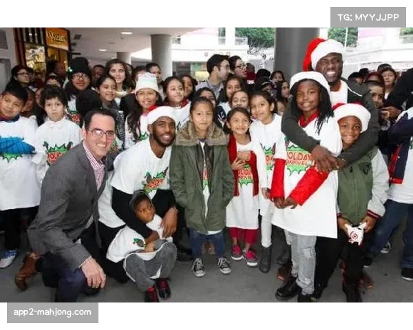 NBA关怀行动：球星们前往当地学校参与“读书月”活动